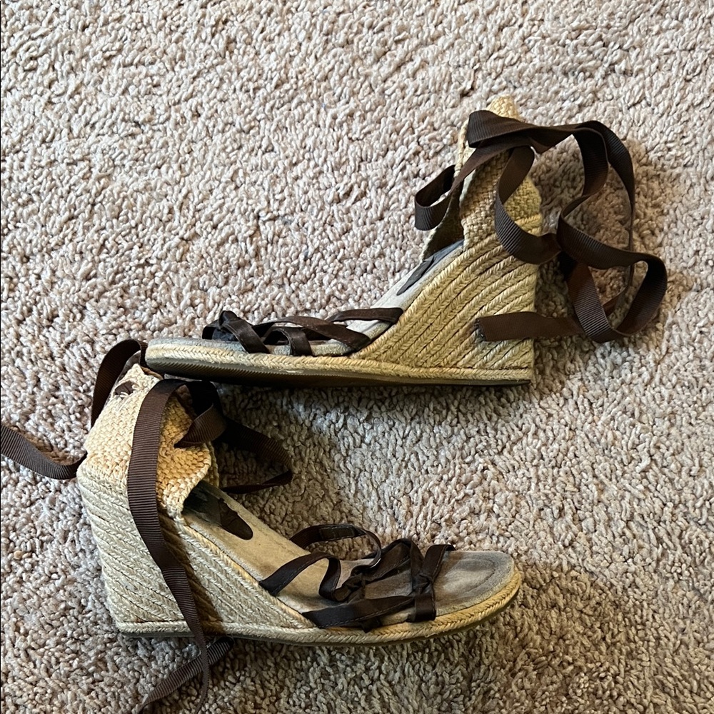 Elegant Brown Wedge Sandals